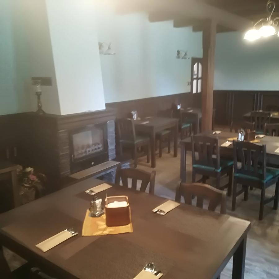 Penzion A Restauracia Hanisberg Korpona Kültér fotó