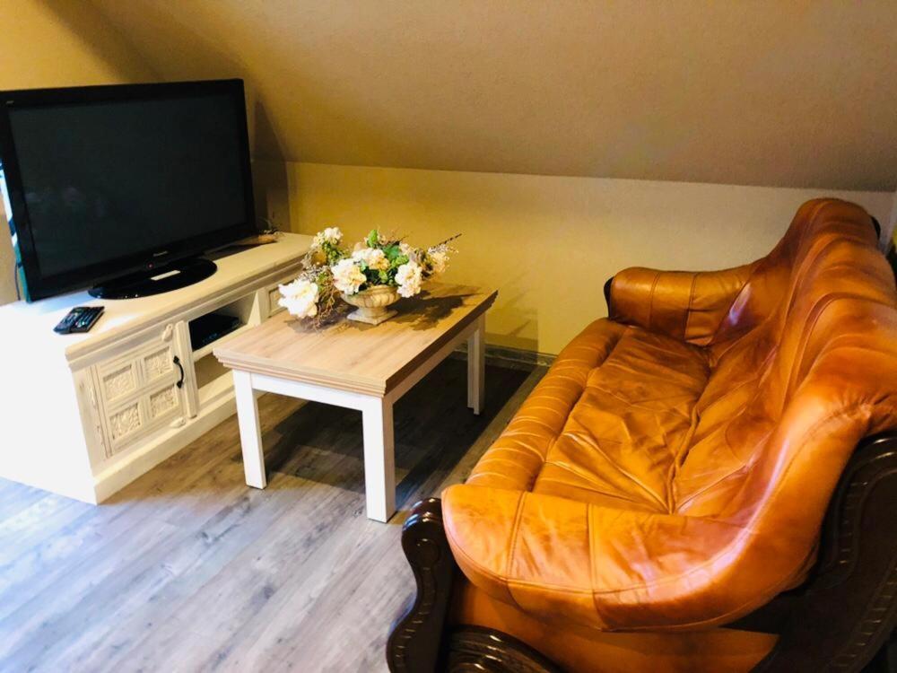 Penzion A Restauracia Hanisberg Korpona Kültér fotó